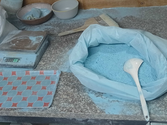 99.8% Blue Melamine Moulding Powder For Melamine Tableware