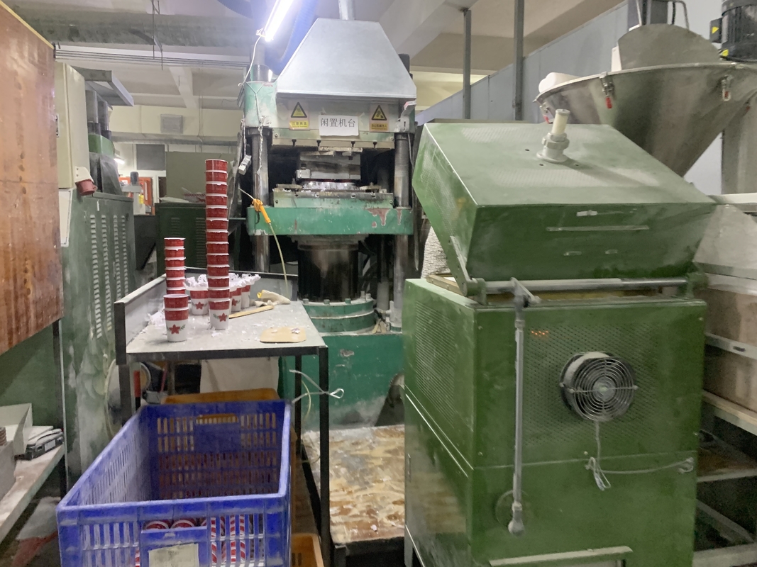 Melamine Compression Molding Machine With Preheater For Tableware Cup