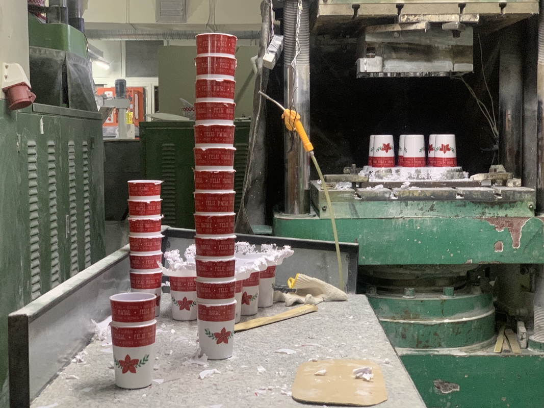 Automatic Melamine Manufacturing Machine For Melamine Cups With 100% Melamine Powder 200 Ton Melamine Compression