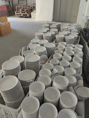 99.8% Purity Melamine Raw Material C3H6N6 Industrial Grade 1.625g/cm3 Density
