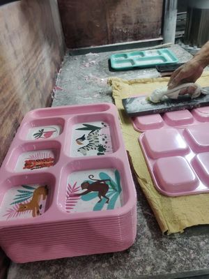 Non Toxic Melamine Raw Material Powder 99.8% Urea Molding Compound