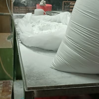 Factory Melamine Moulding Powder Raw Material MF 98.6% Min for Industrial