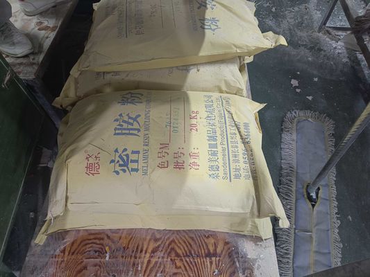 High Purity Melamine Moulding Powder 99.8% Customized Color For Tableware Production
