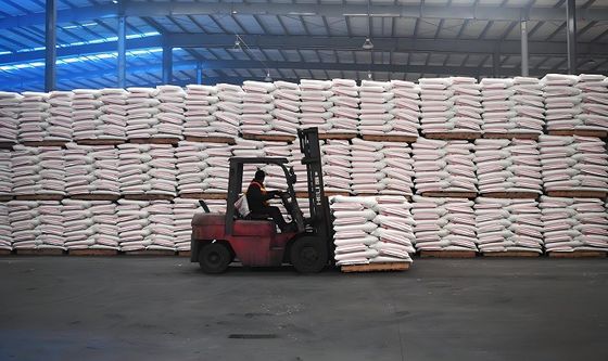 Pure Melamine Powder 99.9% Purity Trusted By Vietnamese Chemical Melamine Toilet Seat